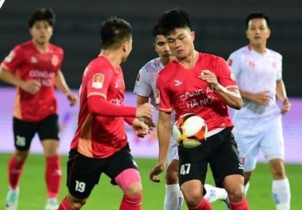 Hải Phòng FC thắng cách biệt Công an Hà Nội trên sân nhà.