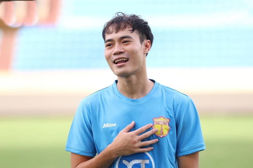 Văn Toàn quyết tâm cùng Nam Định vô địch V-League.