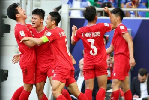 Đội tuyển Việt Nam có màn trình diễn đáng khen trước Nhật Bản ở Asian Cup.