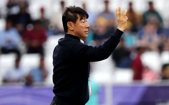 HLV Shin Tae Yong nhận lương ‘khủng’ nếu thắng tuyển Việt Nam