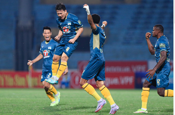 Hoàng Anh Gia Lai FC bắt đầu kì nghỉ Tết từ ngày 28 đến hết mùng 2 Tết âm lịch.