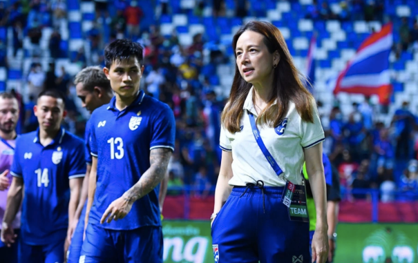 Madam Pang quyết tâm đưa tuyển Thái Lan dự VCK World Cup 2026.