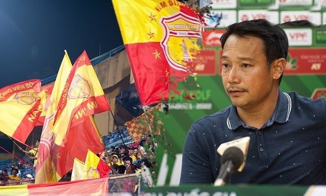 HLV Vũ Hồng Việt hài lòng với trận thắng Hà Nội FC.