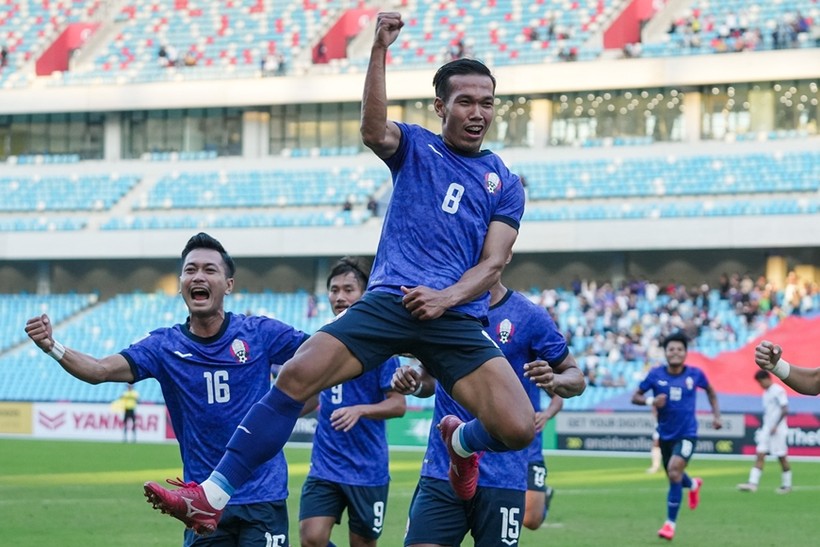 Campuchia tham dự giải đấu đặc biệt của FIFA.