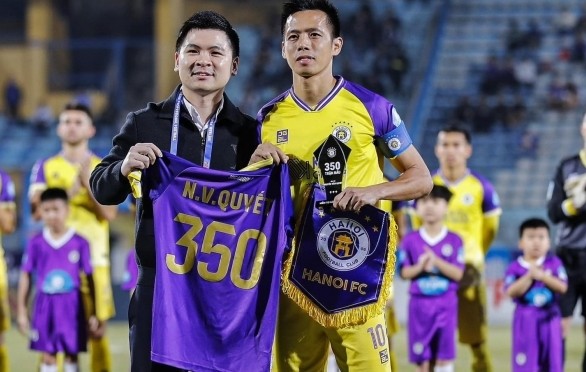 Văn Quyết đã có 350 lần ra sân trong màu áo đội bóng Thủ đô.