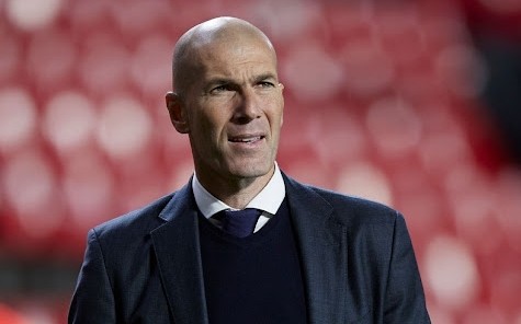 HLV Zinedine Zidane ẩn ý muốn làm việc tại Ý.