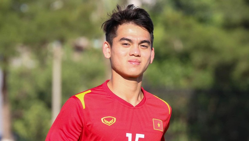 Khuất Văn Khang bị AFC phạt số tiền lớn sau tấm thẻ đỏ ở Asian Cup 2023.