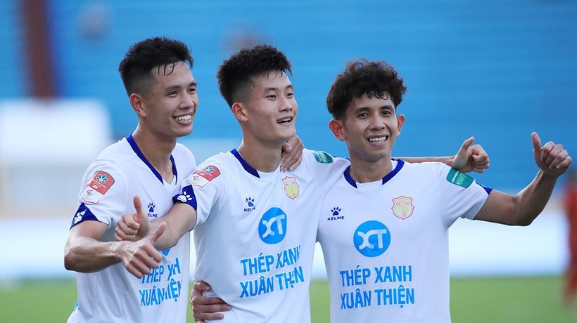 CLB Nam Định có lịch thi đấu khó khăn ở giai đoạn 2 V-League.
