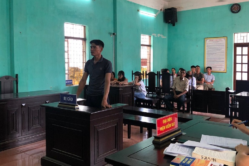 Bị cáo Nguyễn Tuấn Sơn tại phiên tòa.