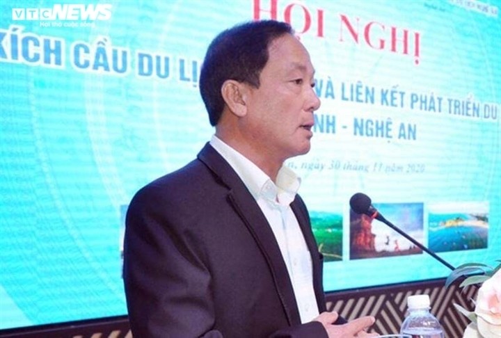 Ông Nguyễn Văn Dũng - Giám đốc Sở Du lịch tỉnh Bình Định vừa bị cảnh cáo, miễn nhiệm chức vụ vì đi đánh golf trong mùa dịch. Ảnh: VTC