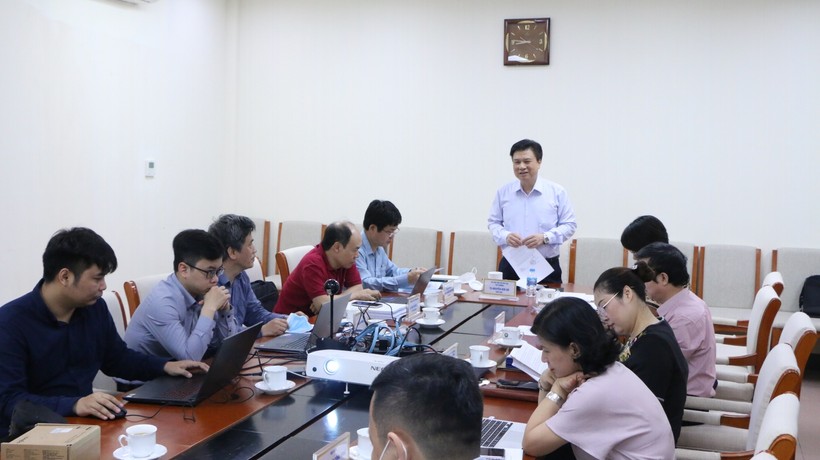 Thứ trưởng Nguyễn Hữu Độ chủ trì cuộc họp về giáo dục công dân toàn cầu Việt Nam.