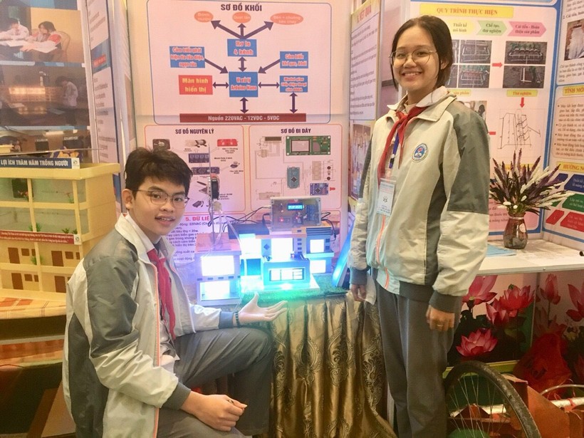 Cuộc thi Khoa học kỹ thuật cấp tỉnh dành cho học sinh trung học năm học 2022-2023 của Nam Định đã thu hút nhiều học sinh tham gia.