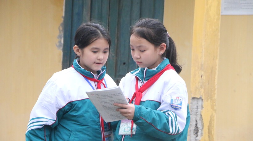 Học sinh Trường Tiểu học Hải Phú - huyện Hải Hậu trong một hoạt động học tập tại trường. 