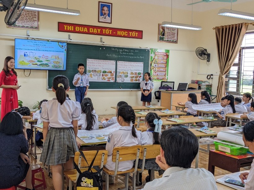 Sản phẩm STEM của học sinh tiết Tự nhiên và Xã hội lớp 3 Trường Tiểu học Hải Hà, huyện Hải Hậu (Nam Định). 