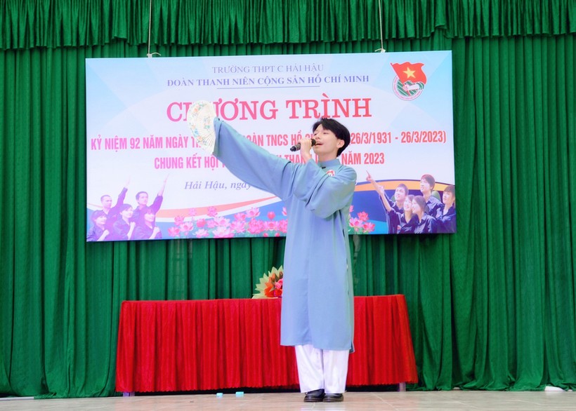 Trường THPT C Hải Hậu, Nam Định đã tổ chức Hội thi "Học sinh thanh lịch" để chào mừng 92 năm ngày thành lập Đoàn TNCS Hồ Chí Minh năm 2023. 