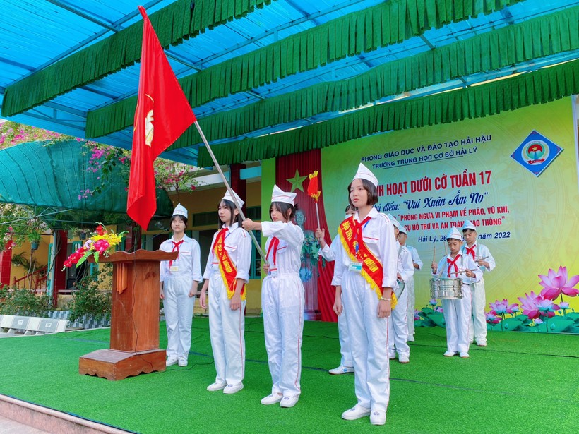 Giờ sinh hoạt dưới cờ của học sinh Trường THCS Hải Lý (Hải Hậu, Nam Định) được tổ chức bằng nhiều hoạt động đa dạng. 