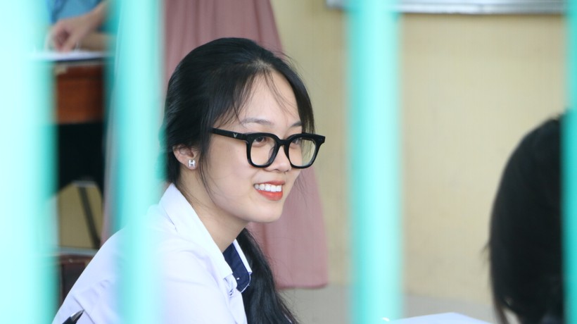 Thí sinh tham dự kỳ thi tốt nghiệp THPT năm 2022 tại Nam Định. Ảnh tư liệu: Đình Tuệ.