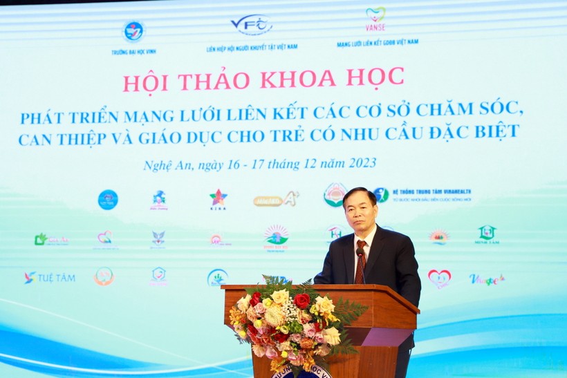 Ông Đặng Văn Thanh - Phó Chủ tịch thường trực Liên hiệp hội về người khuyết tật Việt Nam phát biểu tại hội thảo.