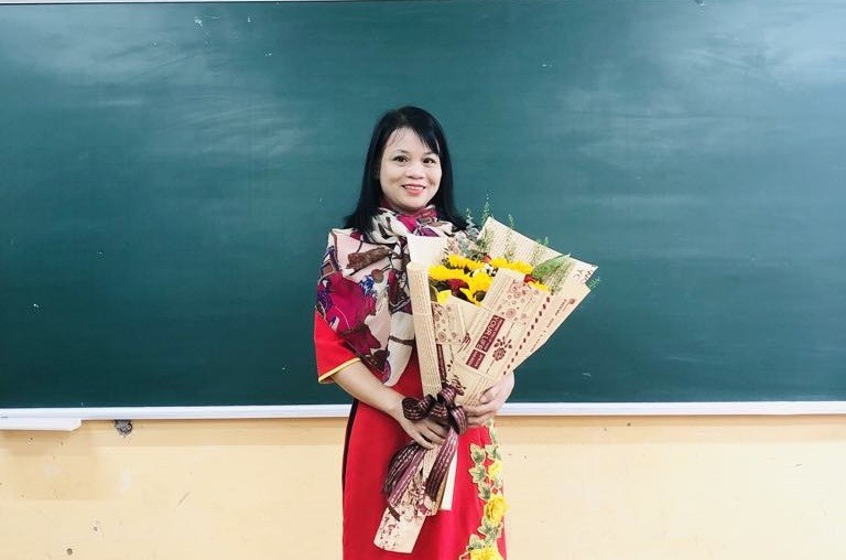 Cô Nguyễn Lan Hương - giáo viên Tiếng Anh Trường THPT Hoài Đức B (Hà Nội).