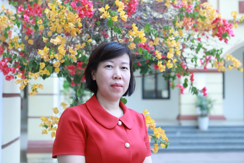 Cô Đặng Thúy Hà - Hiệu trưởng Trường THCS Tây Đằng.