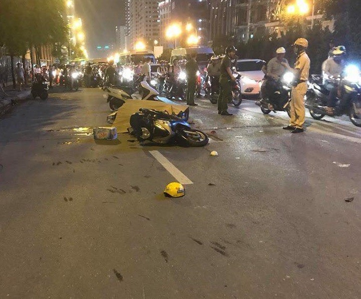 Vụ thanh sắt công trình rơi vào người đi đường tại Hà Nội: Khởi tố vụ án