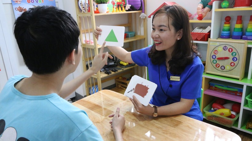 Trẻ tự kỷ tại Trung tâm Ngọc Ân có tiến bộ rõ rệt khi được giáo dục bằng nhiều phương pháp khác nhau.