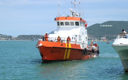 tàu cứu nạn SAR27 trong một lần cứu nạn trên biển
