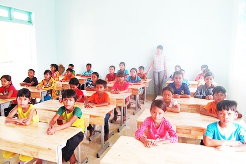 Thêm 105 học sinh được hưởng trợ cấp của nhà nước tại tỉnh Khánh Hòa