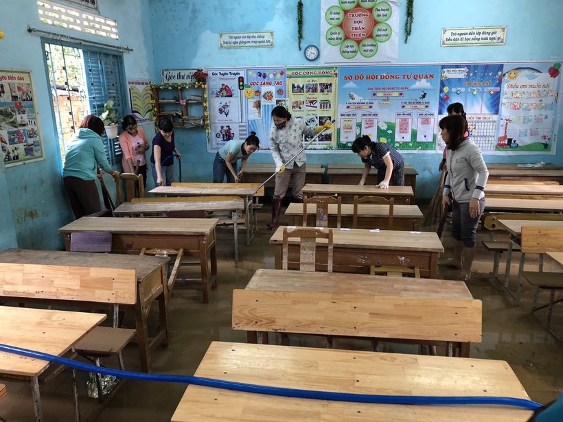 Học sinh toàn tỉnh Khánh Hòa được nghỉ 2 ngày phòng tránh bão số 6