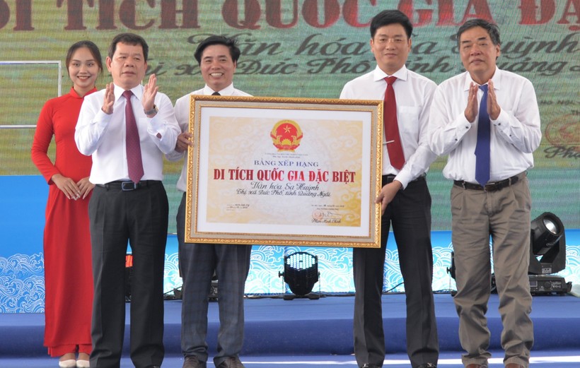 Quảng Ngãi đón nhận Bằng xếp hạng Di tích Quốc gia đặc biệt Văn hoá Sa Huỳnh của Thủ tướng.