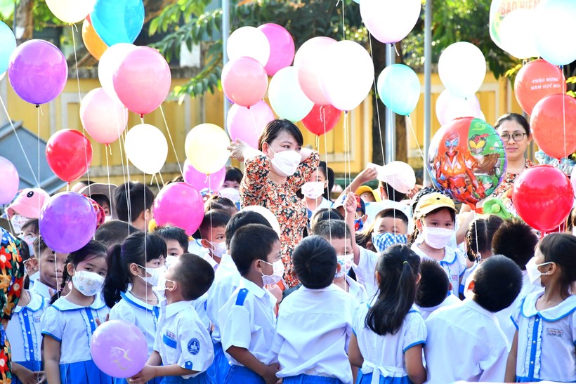 Học sinh lớp 1 tại Quảng Ngãi tựu trường sớm nhất vào ngày 22/8.
