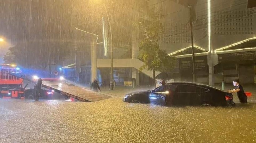 Mưa lớn kéo dài suốt 2 ngày qua đã khiến nhiều khu vực tại Quảng Trị bị ngập lụt (Ảnh: CTV)