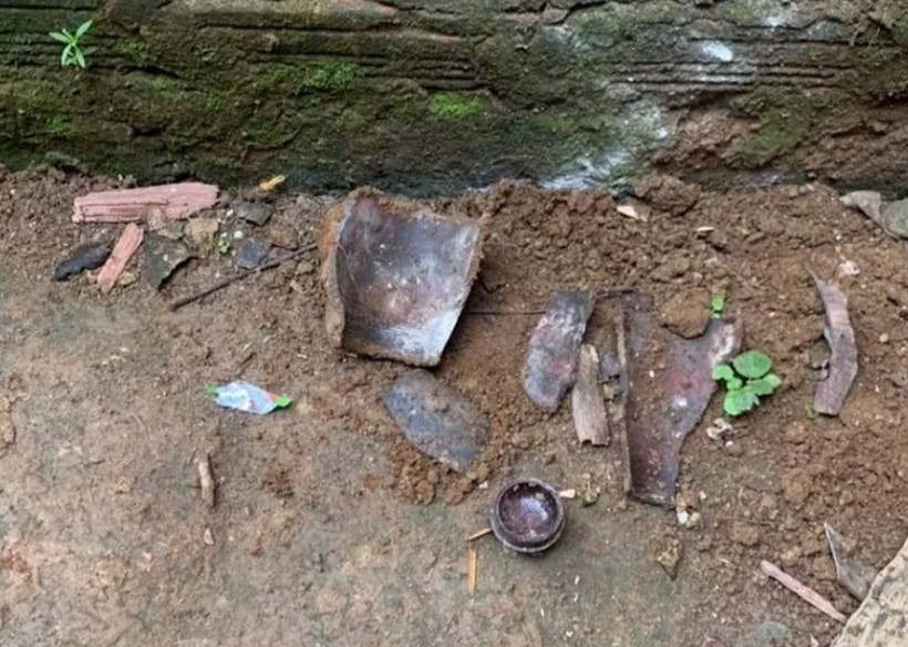 Những mảnh kim loại sau vụ nổ được tìm thấy