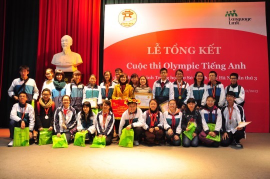 Hơn 1.000 học sinh THCS tham dự kỳ thi Olympic tiếng Anh