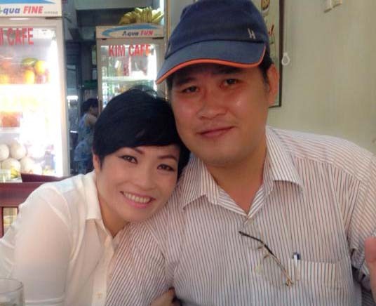 Phương Thanh chia sẻ bức hình chụp cùng nghệ sĩ Phước Sang.