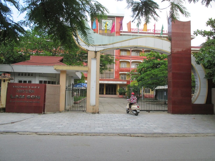 Trường THPT chuyên Lam Sơn, đường Hàn Thuyên, phường Ba Đình, TP. Thanh Hóa. Ảnh: Nguyễn Quỳnh