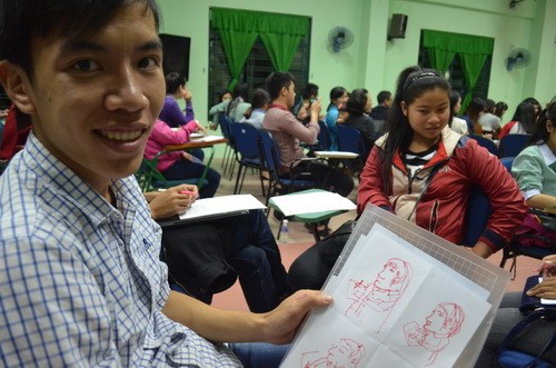 Sinh viên Đà Nẵng “chọn nghệ thuật để sống hạnh phúc”
