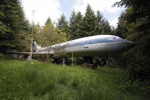 Kỹ sư về hưu mua Boeing 727 làm… nhà ở 