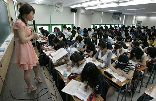 Hàn Quốc lo đóng trường vì thiếu học sinh