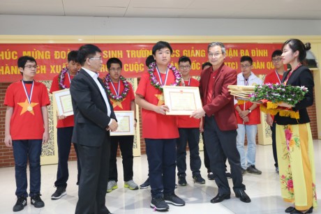 HS Việt Nam giành 20 HCV tại Cuộc thi Vô địch các đội tuyển Toán thế giới