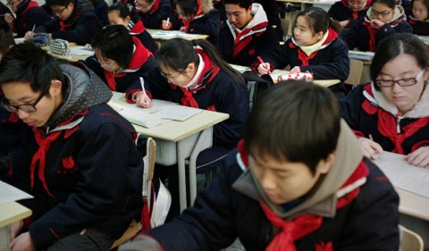 Giáo dục Trung Quốc tụt hạng, vì sao?