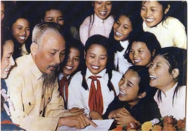 “Ðời sống mới trong trường học” theo quan điểm Hồ Chí Minh