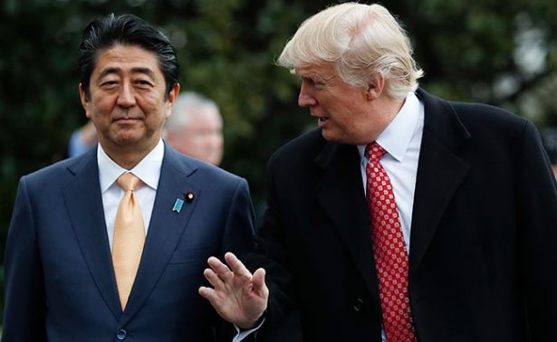 Chuyến công du “chiếm lĩnh lòng tin” của Shinzo Abe
