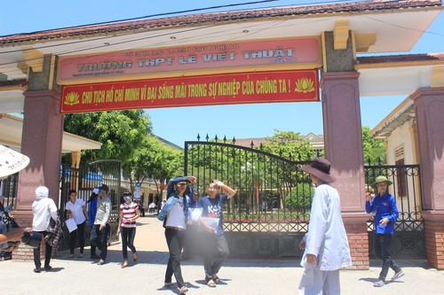 Trường THPT Lê Viết Thuật (TP Vinh) nơi diễn ra kỳ thi chọn HSG tỉnh Nghệ An năm học 2016 - 2017