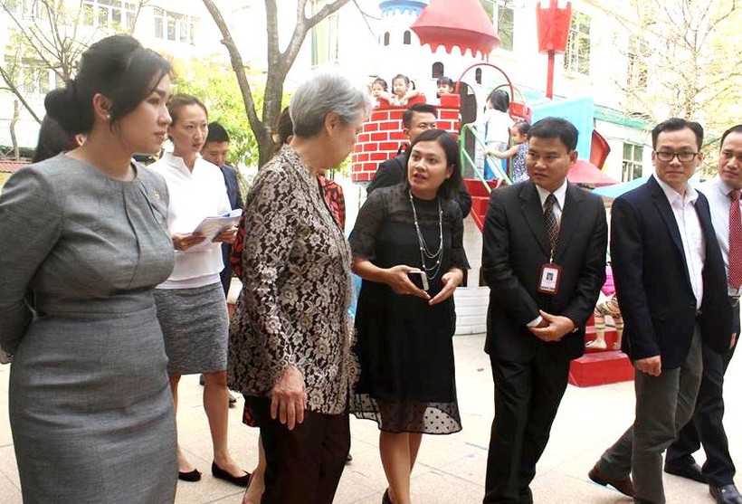 Phu nhân Thủ tướng Singapore thăm Trường CĐ Sư phạm Trung ương