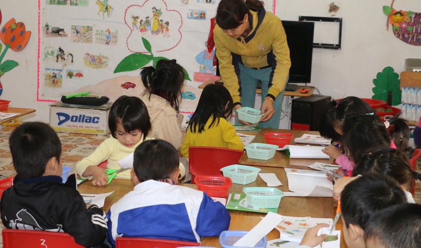 Giáo viên dôi dư được chuyển xuống dạy mầm non tại huyện Quỳnh Lưu, Nghệ An 