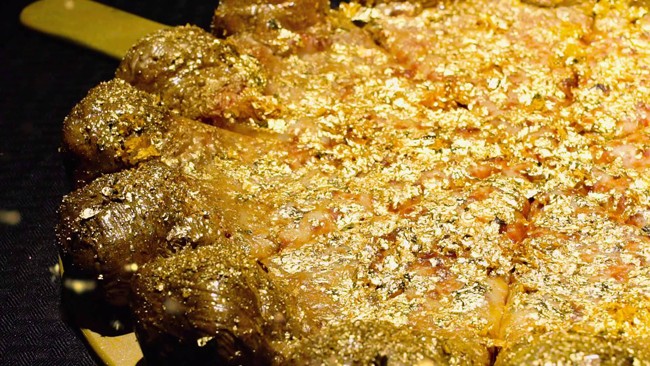 10 món ăn dát vàng lấp lánh sinh ra là dành cho hội nhà giàu 
