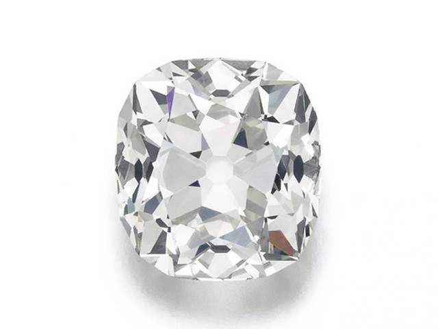 Chiếc nhẫn kim cương 26 cara được bán với giá “đồng nát” 