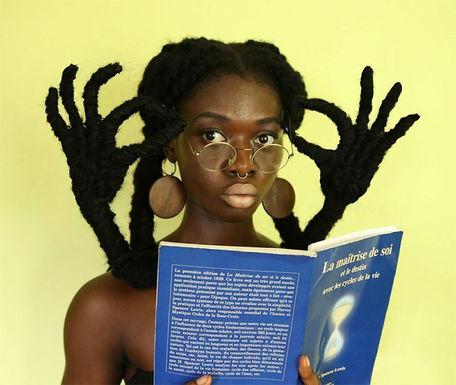 Cô gái sở hữu mái tóc “thiên biến vạn hóa” 