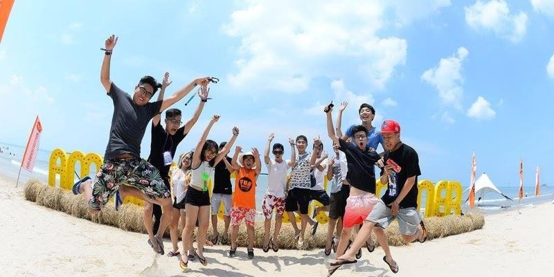 Fun Beach Festival - chuỗi lễ hội âm nhạc bãi biển đình đám nhất Việt Nam - sẽ quay trở lại với mô hình hoàn toàn mới hứa hẹn sẽ làm “nức lòng” giới trẻ vào mùa hè năm nay.

